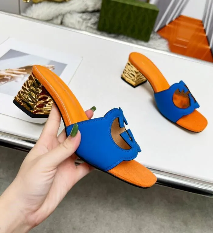 2021 slipper Luxury designer leather ladies sandals summer flat shoes fashion beach women slippers letter drag 35-42
