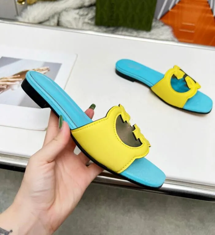 2021 slipper Luxury designer leather ladies sandals summer flat shoes fashion beach women slippers letter drag 35-42