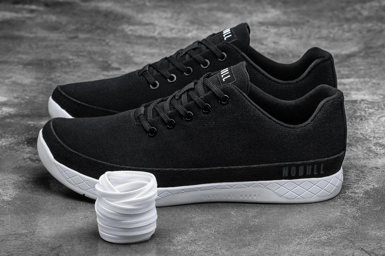 BLACK WHITE CANVAS TRAINER (MEN'S)