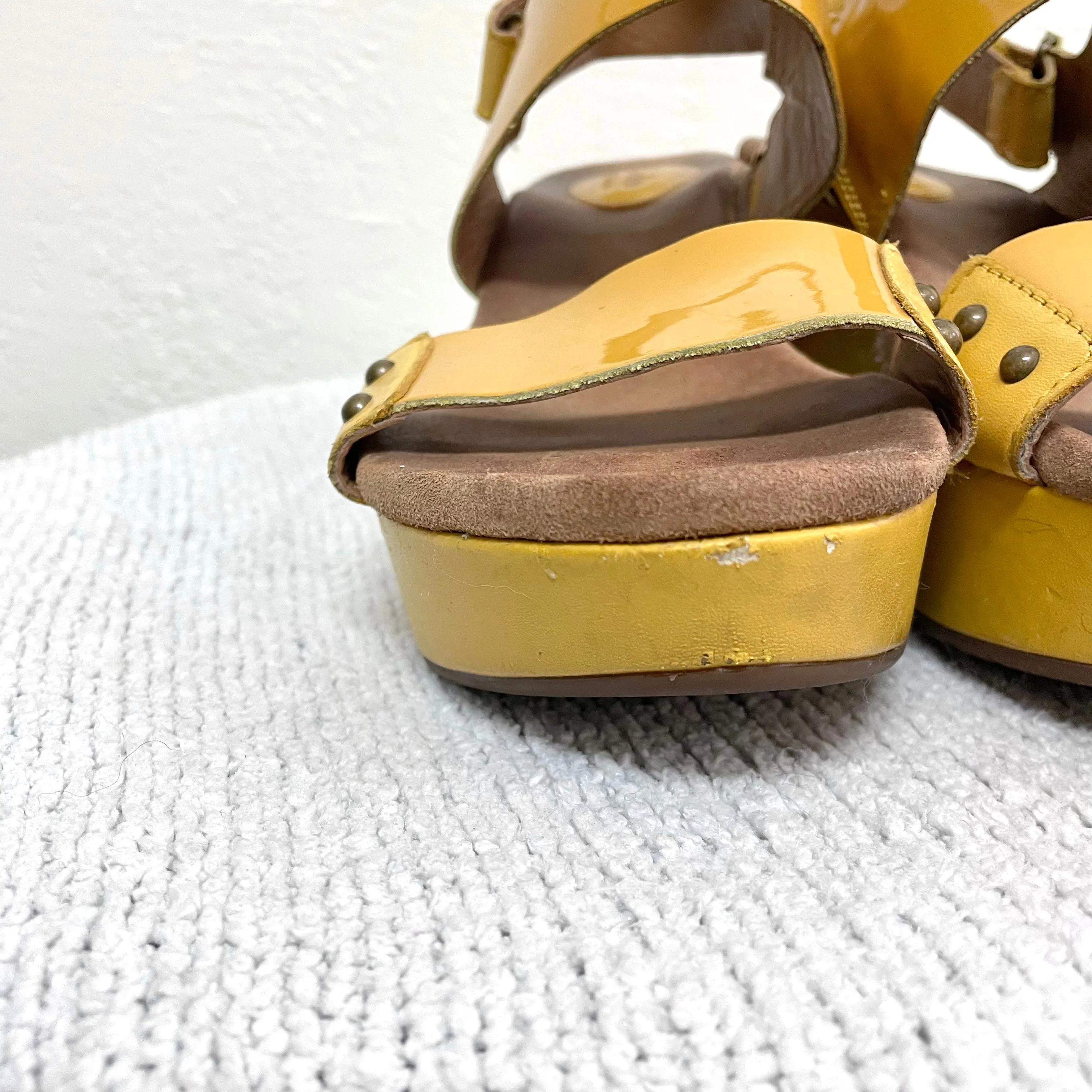 Bold Leather Sandals