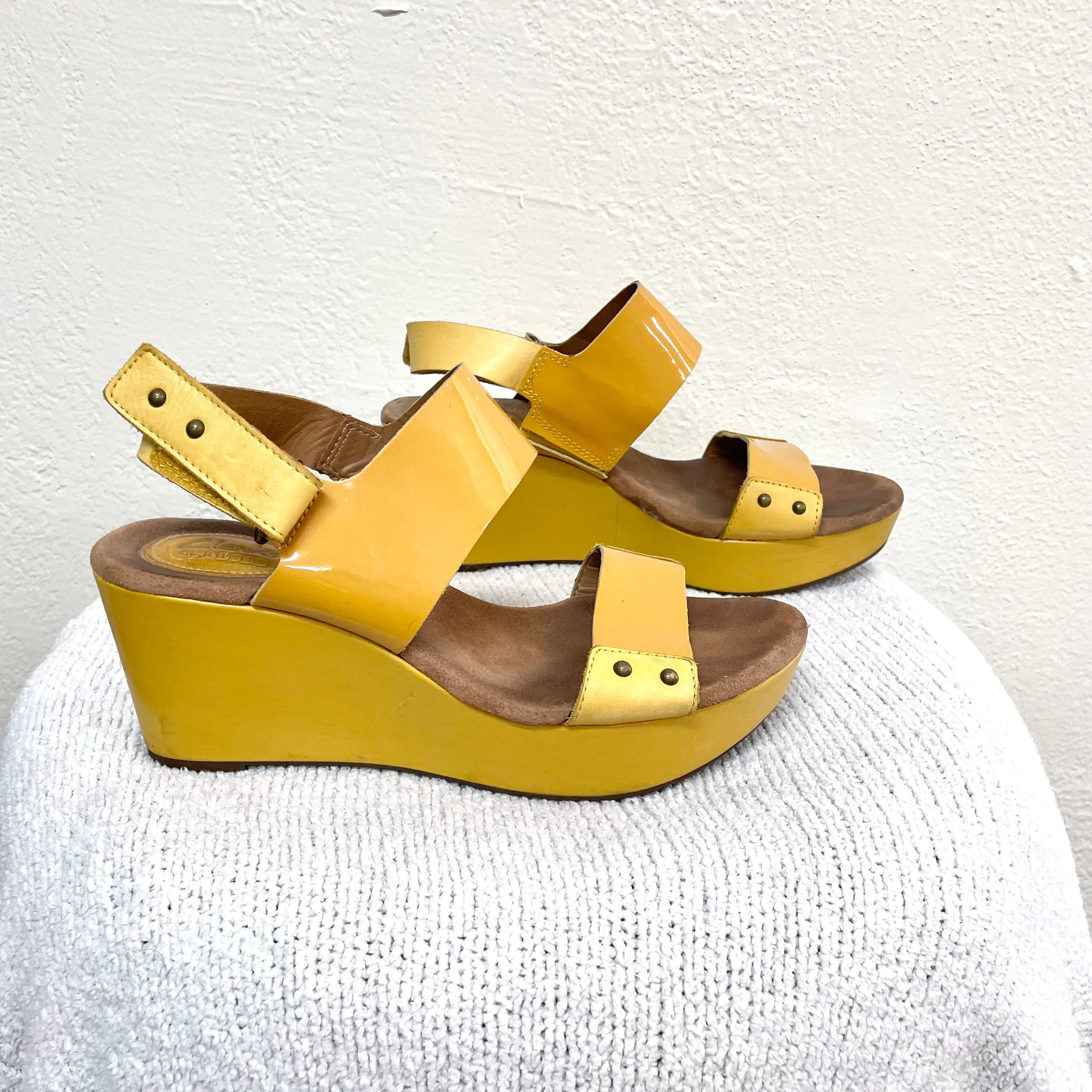Bold Leather Sandals