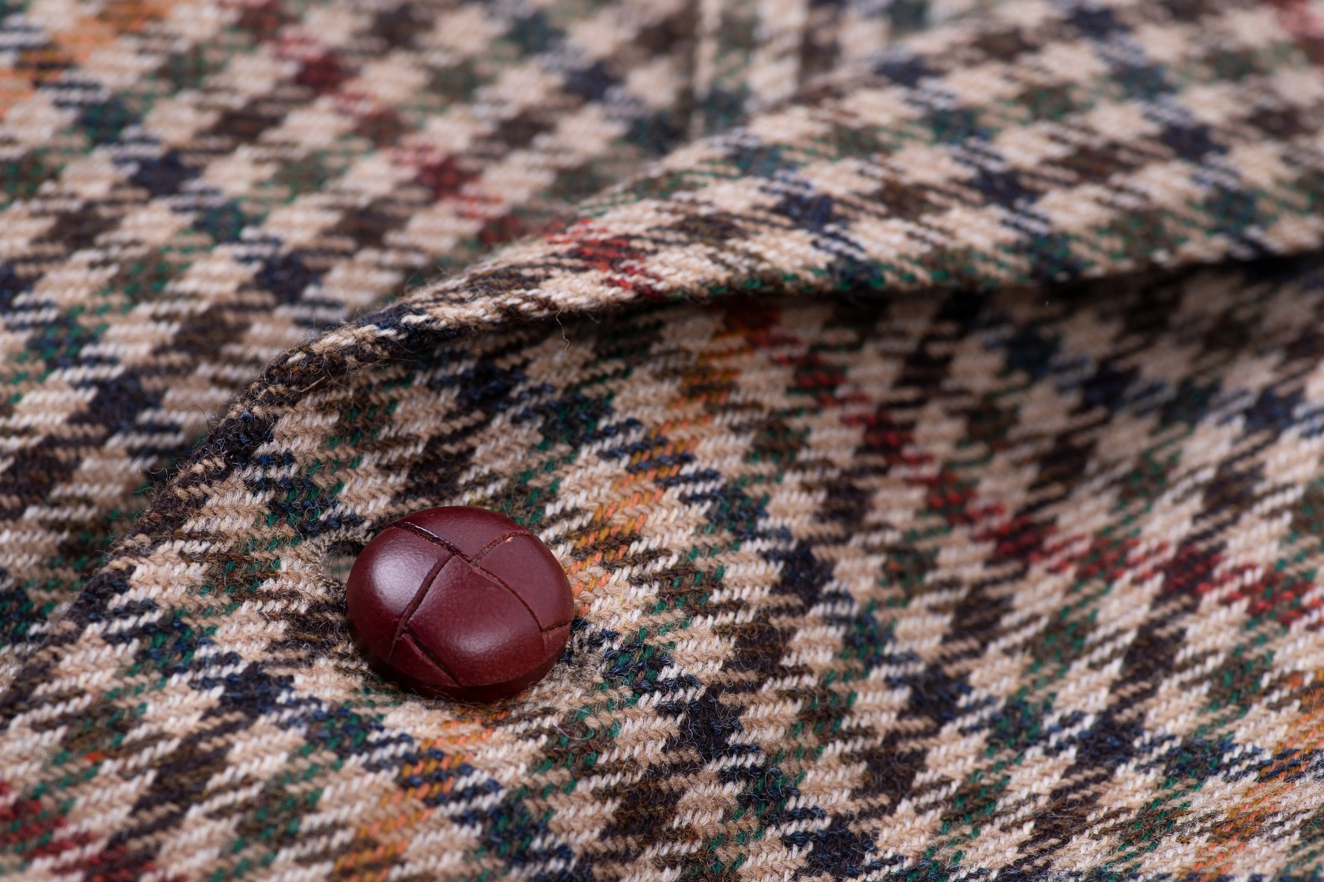 Burberry Gun Club Check 3 Leather Button Blazer, US 46L, EU 110