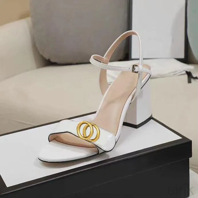 Fashion Sandals Classic Sexy High Heels Suede Women's Metal Leather Women's Dance Shoes High Heel Sandals Party Design Buckle Thick Heels