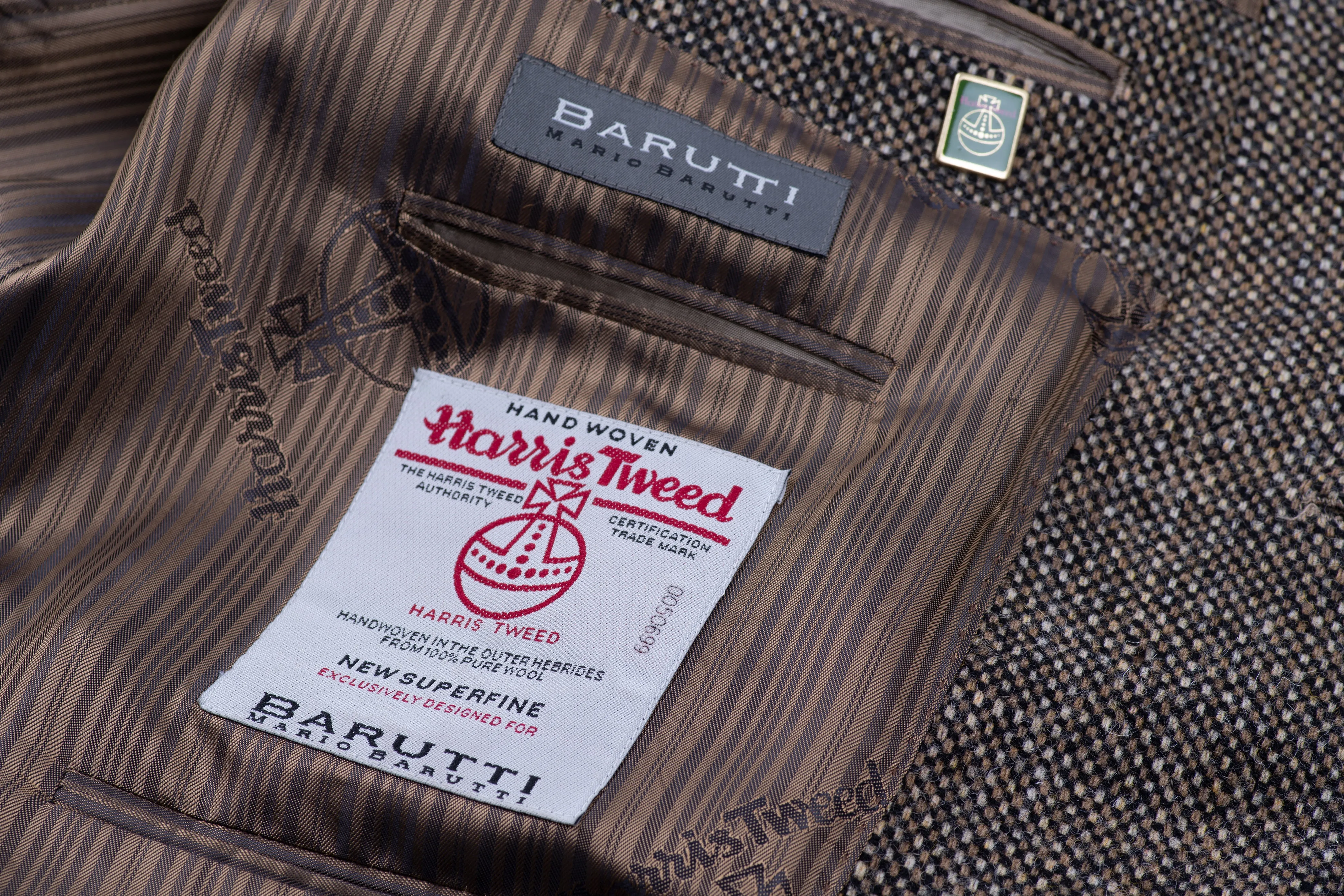 Harris Tweed for Mario Barutti Brown Superfine Wool Blazer, Size US 46S, EU 28