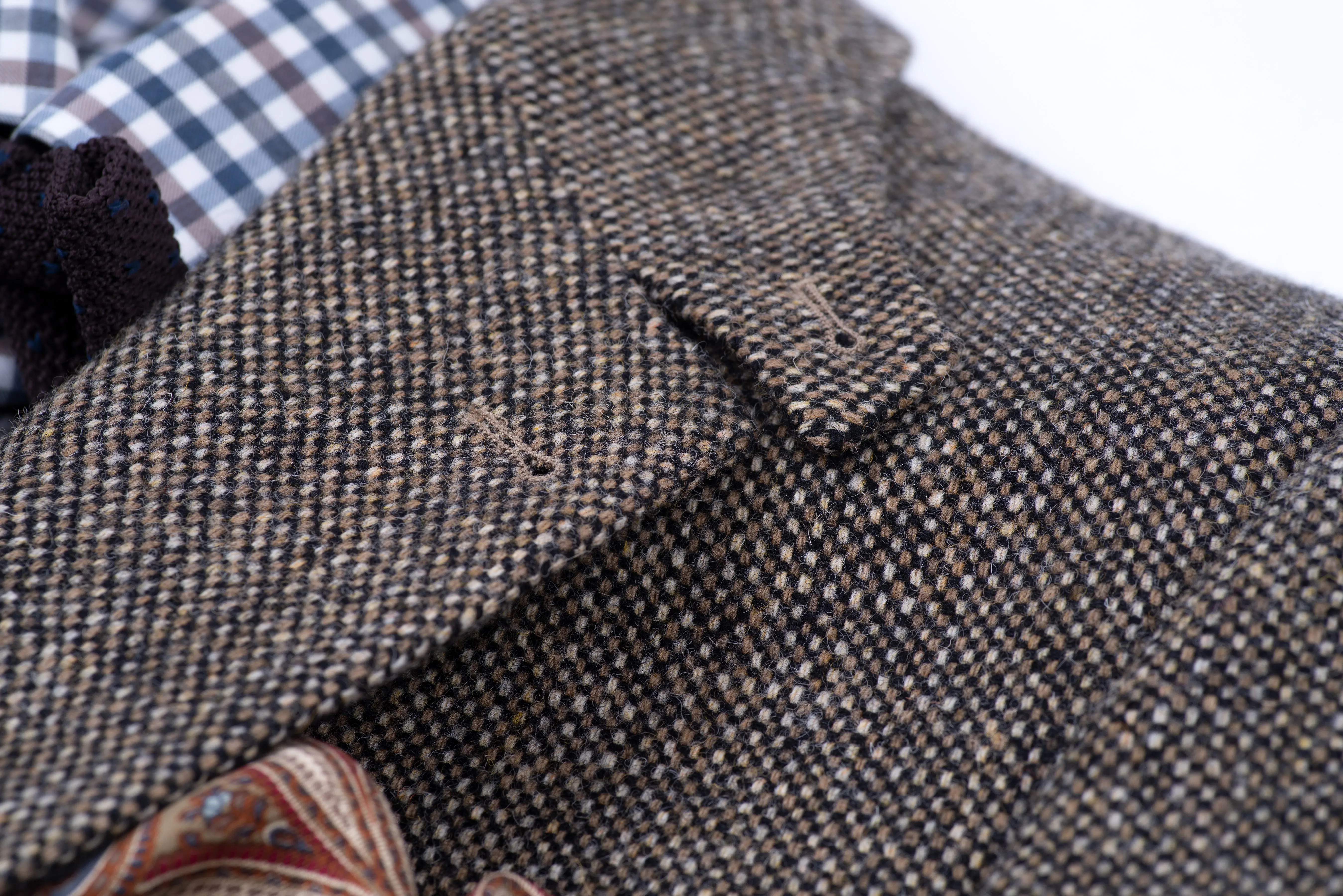 Harris Tweed for Mario Barutti Brown Superfine Wool Blazer, Size US 46S, EU 28