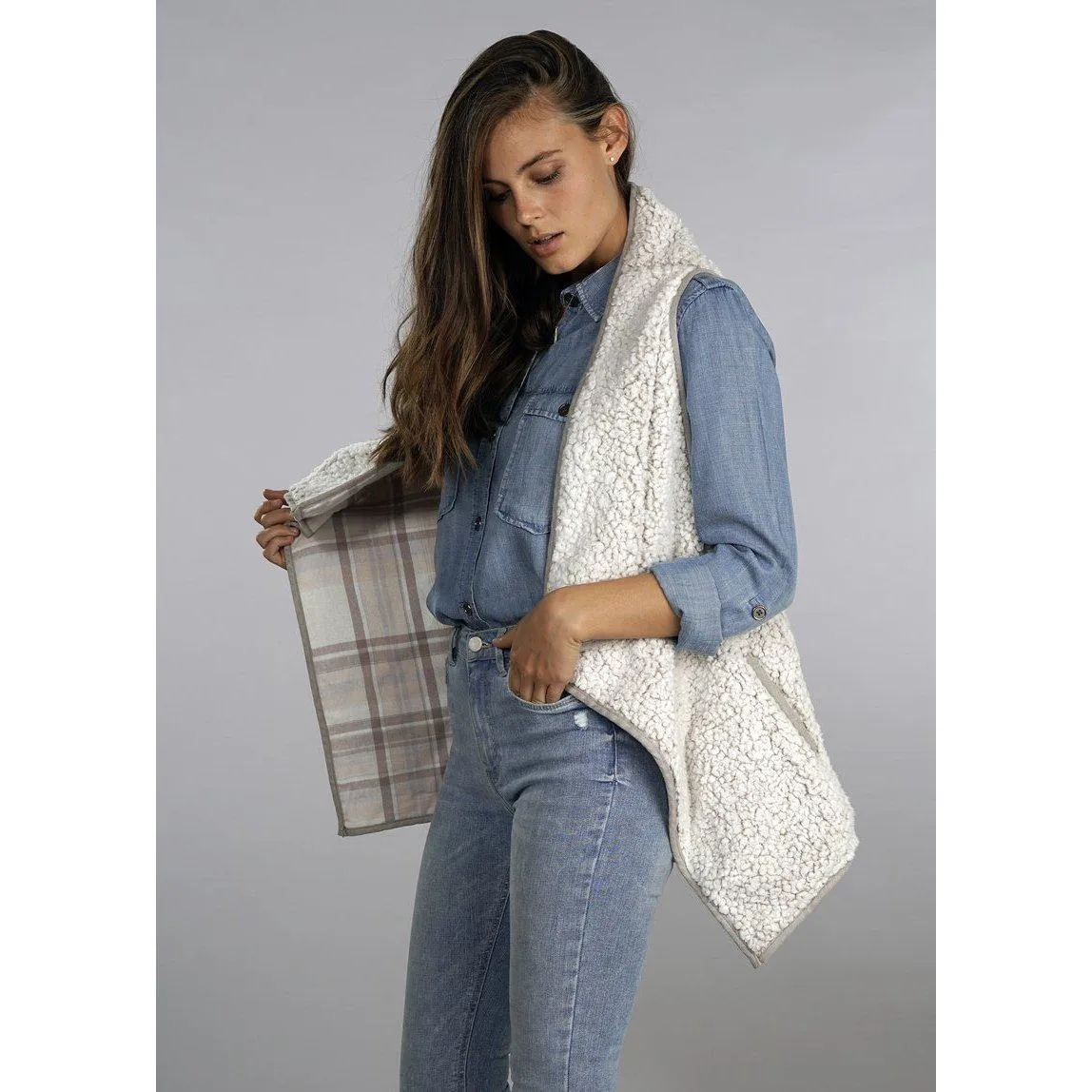 Shelby Vest